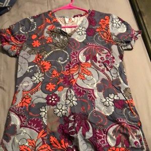 Small scrub top